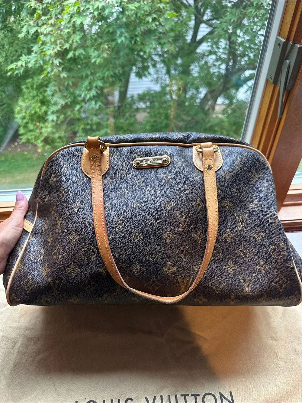 LOUIS VUITTON Montorgueil GM Shoulder Bag Purse Monogram Brown with Lock